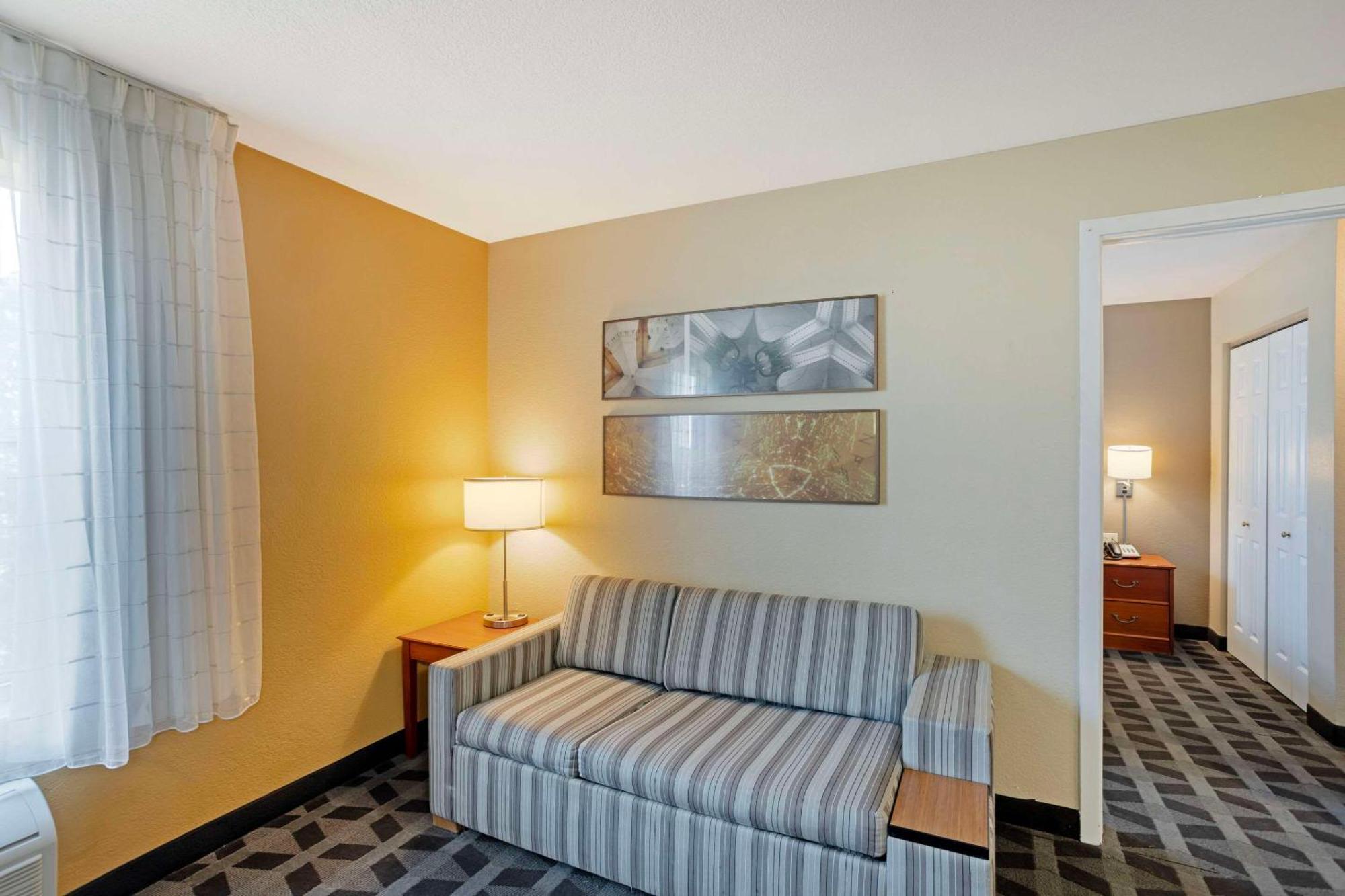 Mainstay Suites Mt Laurel - Philadelphia Mount Laurel Exterior photo